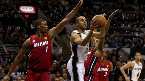 骑士VS热火！双枪围剿残阵热火，季后赛首轮骑士能横扫？——东部首轮G1前瞻