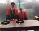 巨人牵手超人 姚明李嘉诚汕大同框送毕业祝福